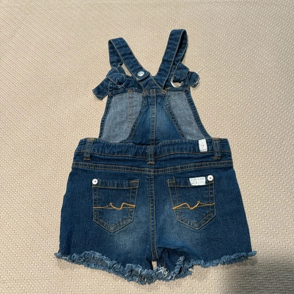 7 For All Mankind Girl’s Shorts Ovealls - Picture 4 of 11